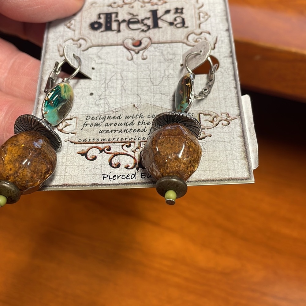 Clip On Earring bundle - Picture 5 of 16